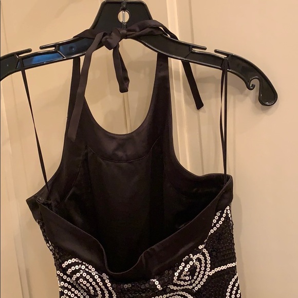 Dress - Picture 4 of 8